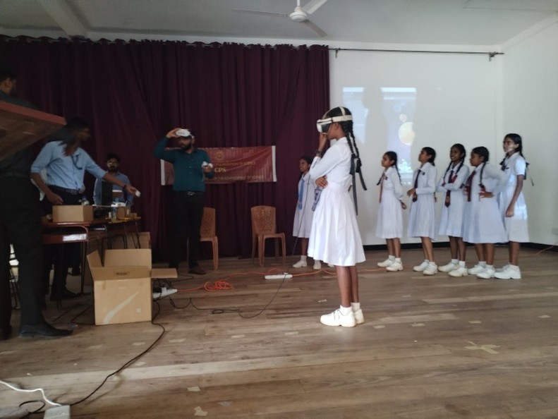 Students experiencing VR technology